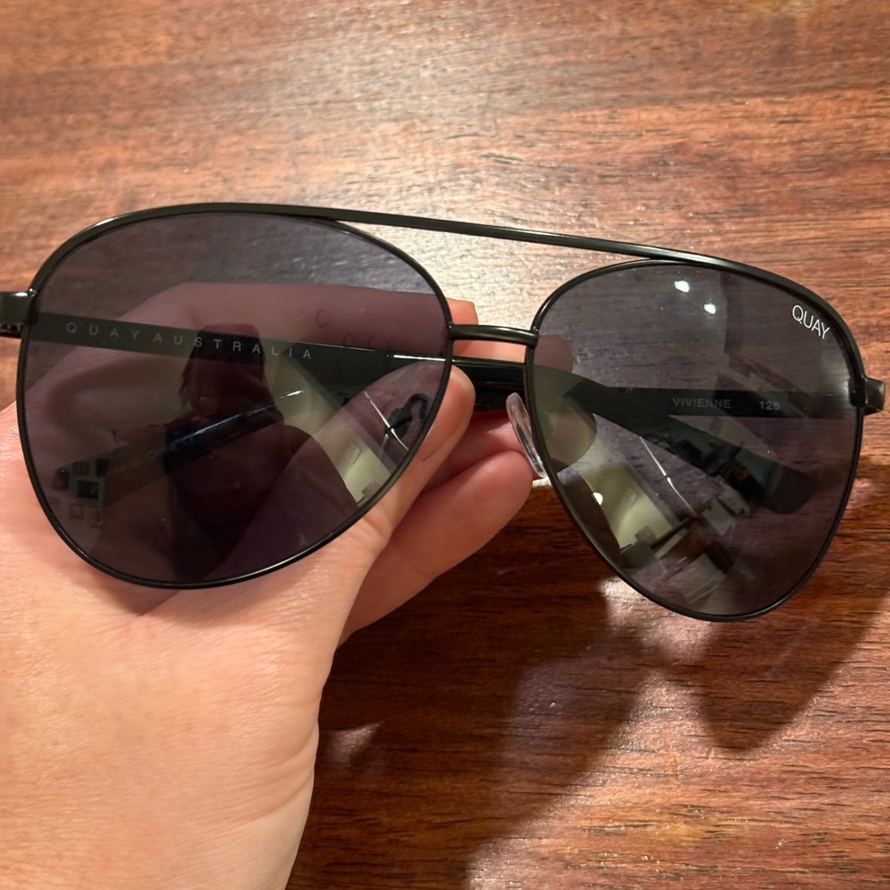 Quay Australia Dark Gray Aviator Sunglasses